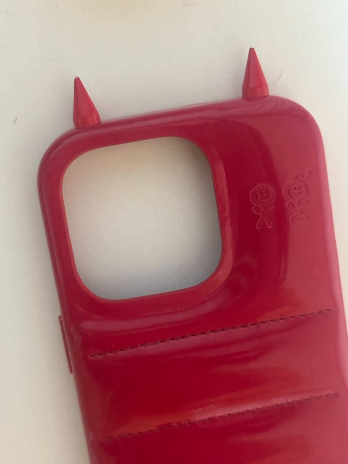 어반소피스티케이션 아이폰 14프로 큐피드 케이스 상품이미지2