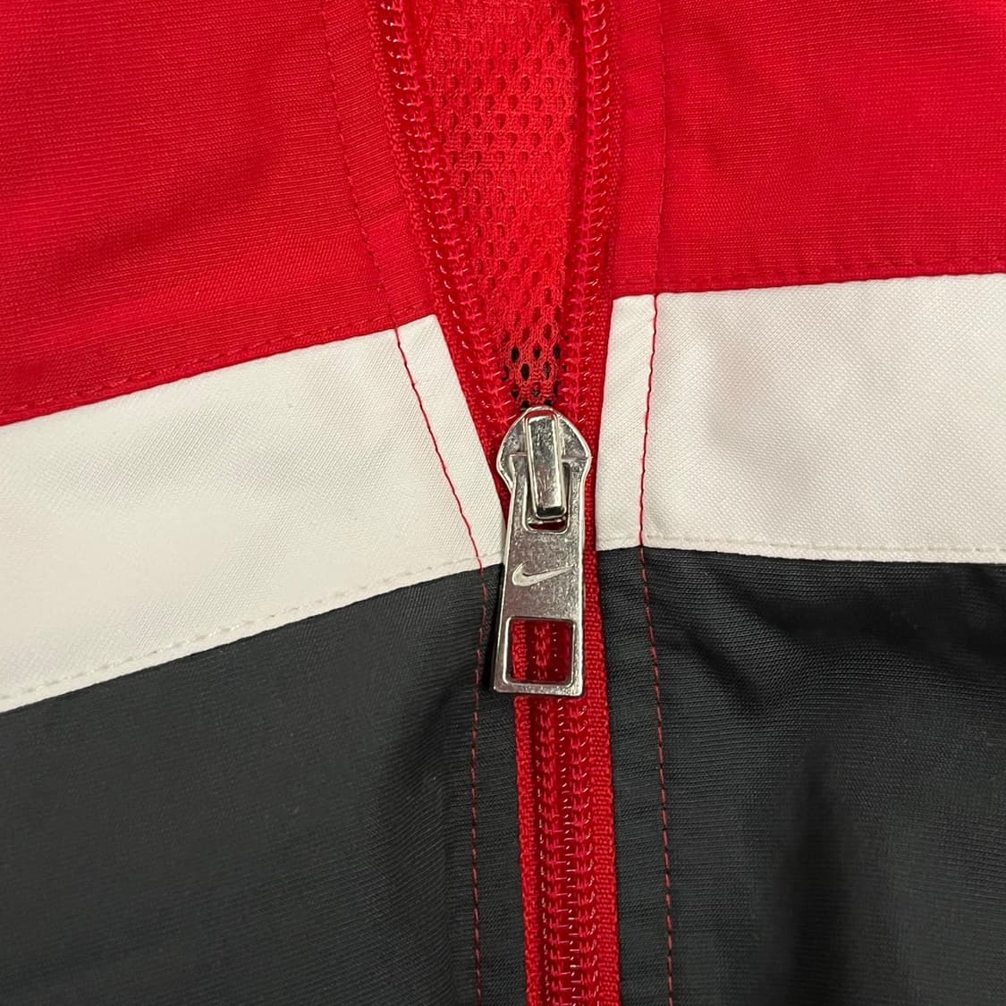 [정품/XS] 나이키 바람막이 자켓 레드 블랙 b10 상품이미지5