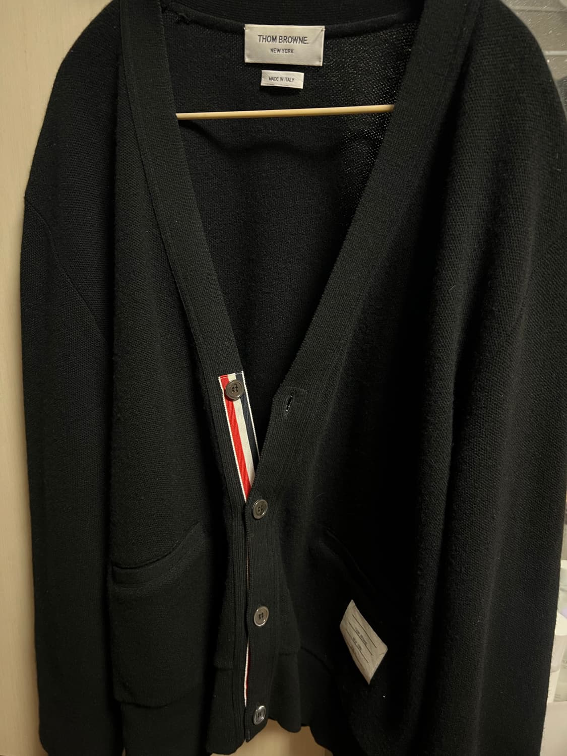 (정품) 톰브라운 트리밍 캐시미어 블랙 피케 가디건 4사이즈 상품이미지1