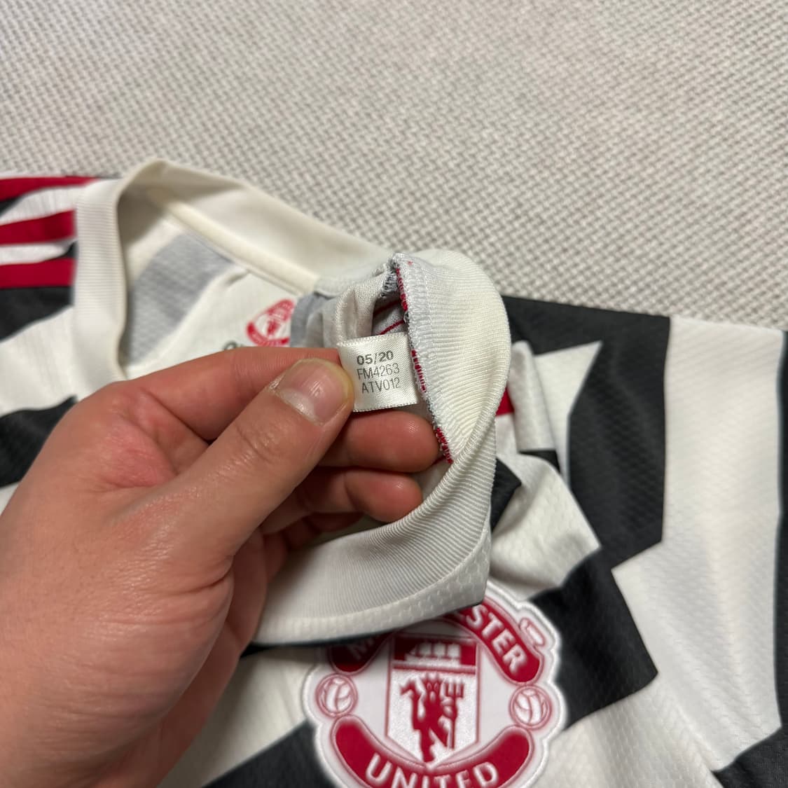 아디다스 맨체스터 유나이티드 노마킹 유니폼 상품이미지3