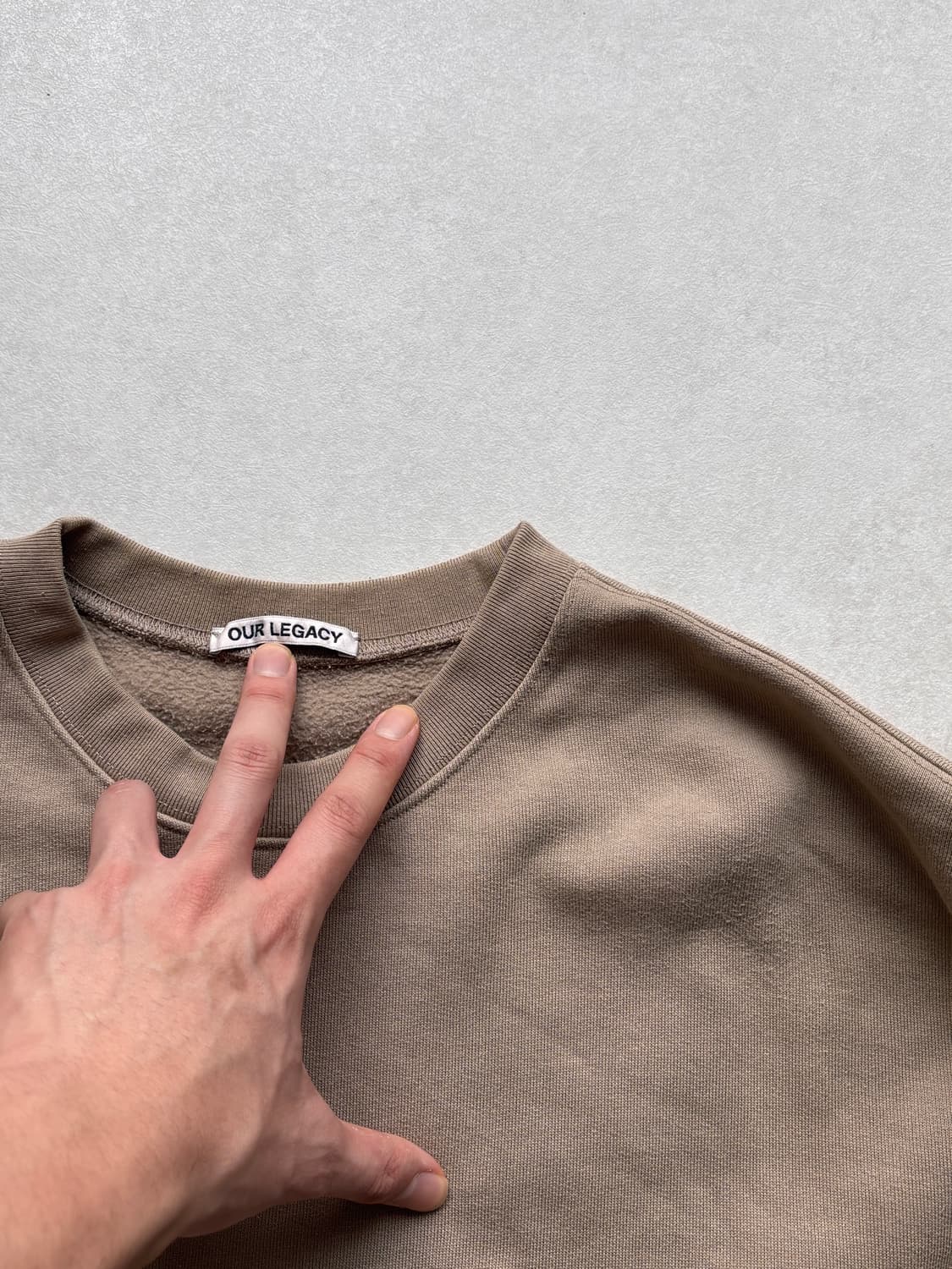 OUR LEGACY CROSS SWEAT Taupe Beige / 52 상품이미지2