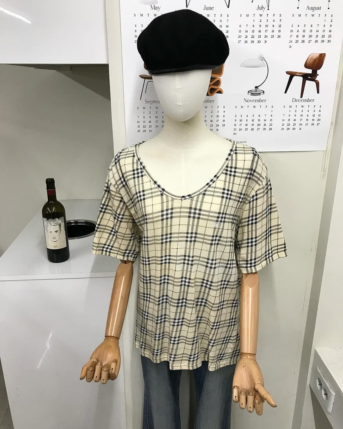 버버리 로고 노바체크 브이넥 반팔티 상품이미지2