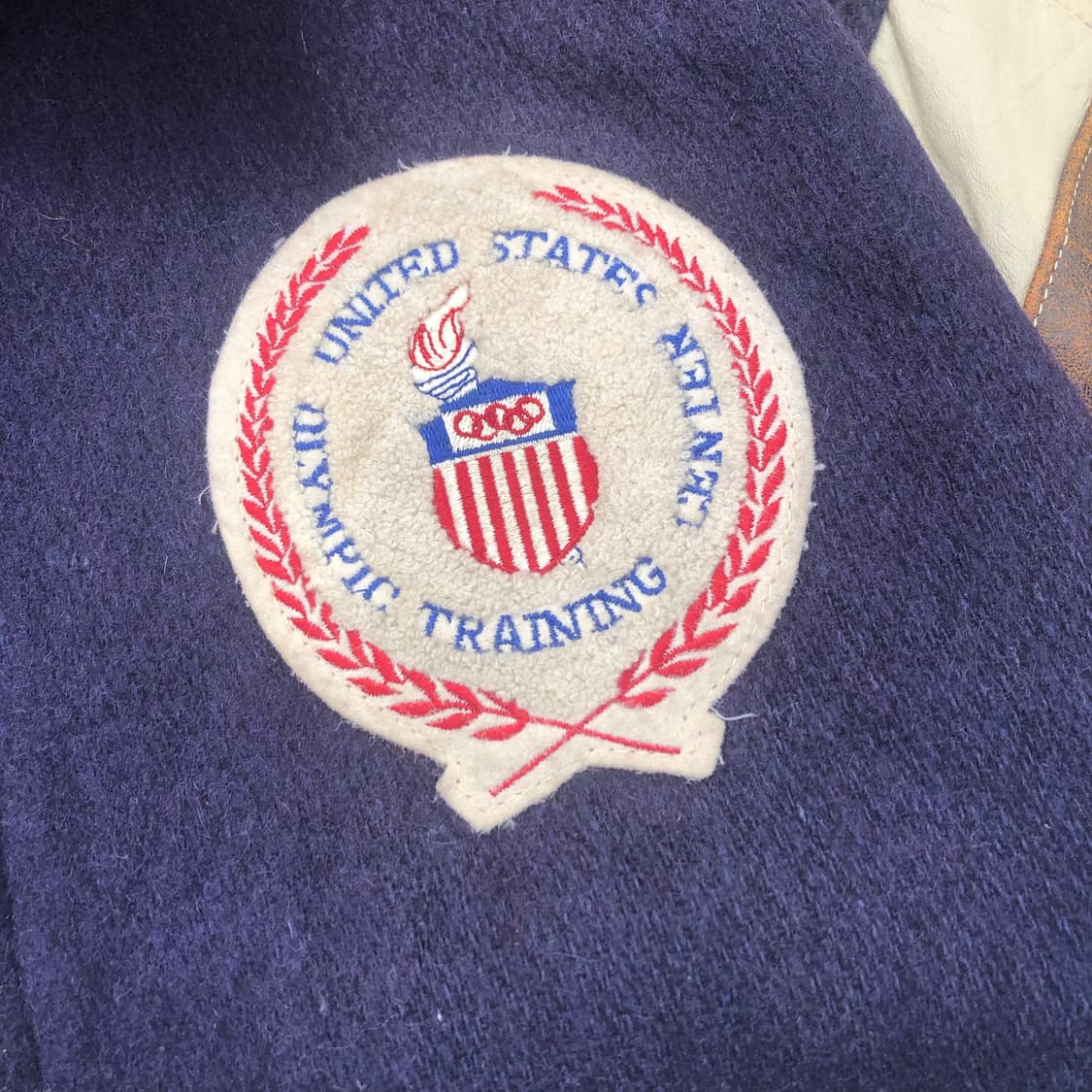 [L] 80s USA 올림픽 트레이닝센터 바시티자켓 상품이미지6