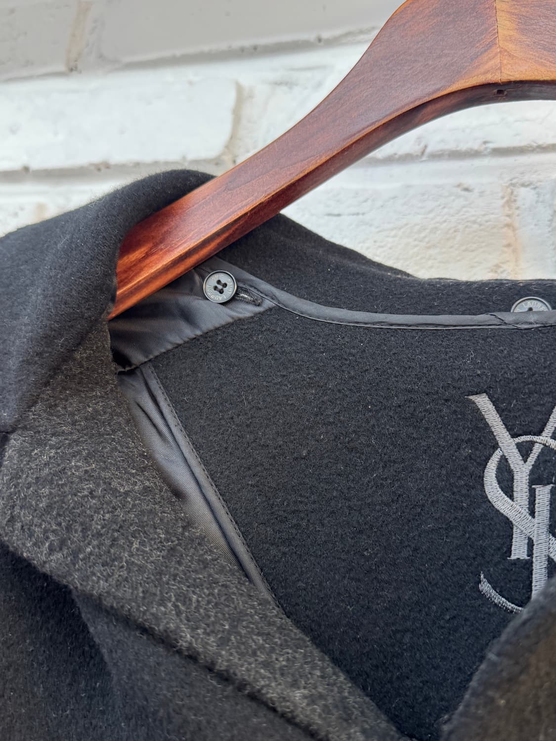 입생로랑 블랙 코트 상품이미지5