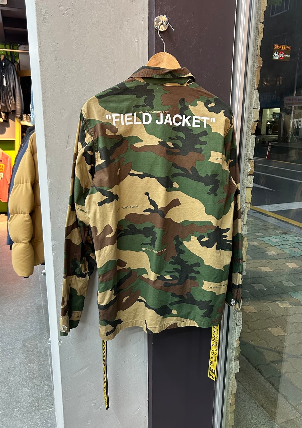 M/ 오프화이트 카모플라주 필드 자켓 상품이미지6