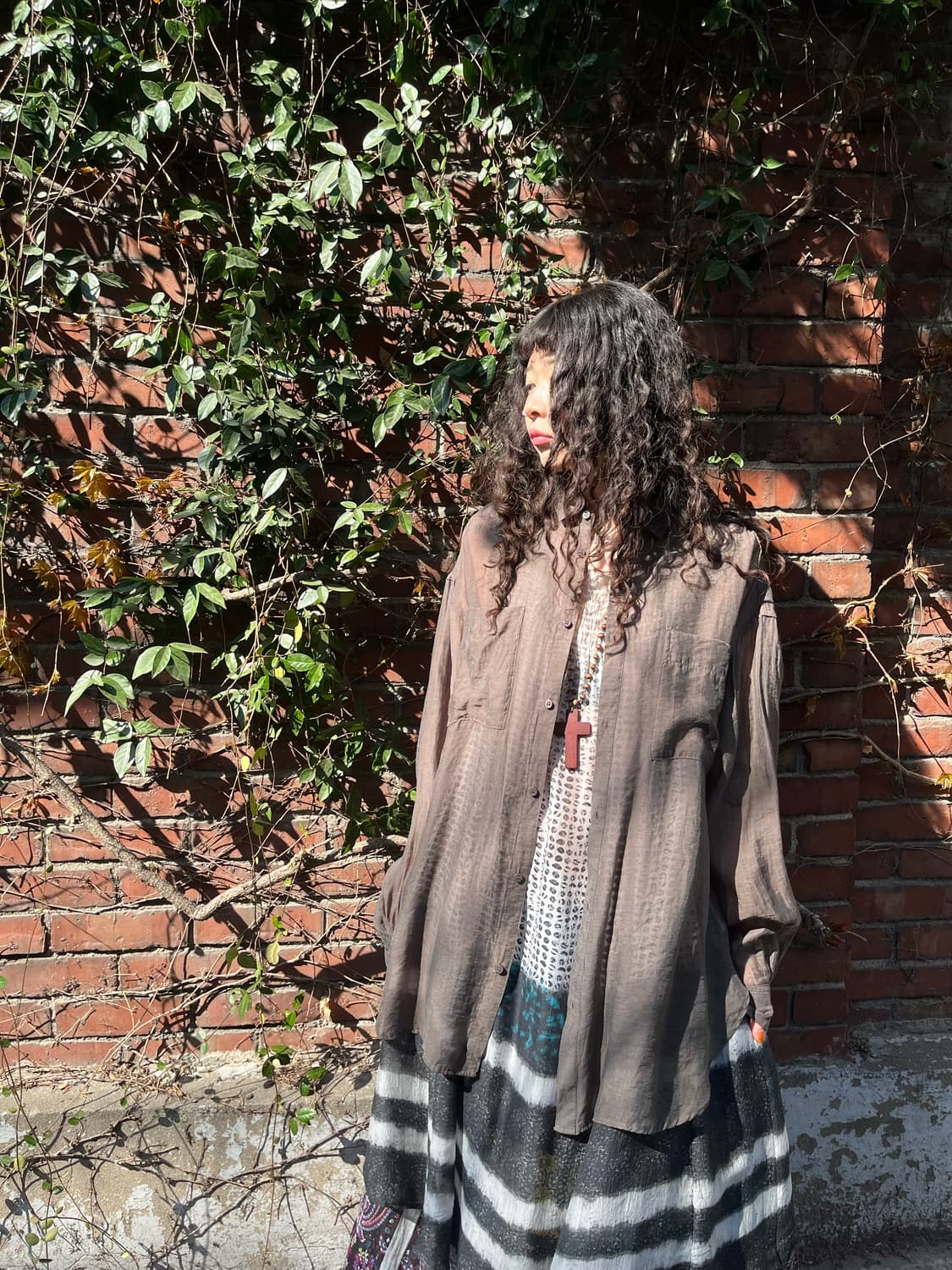 차콜 그레이 시스루 셔츠 상품이미지1