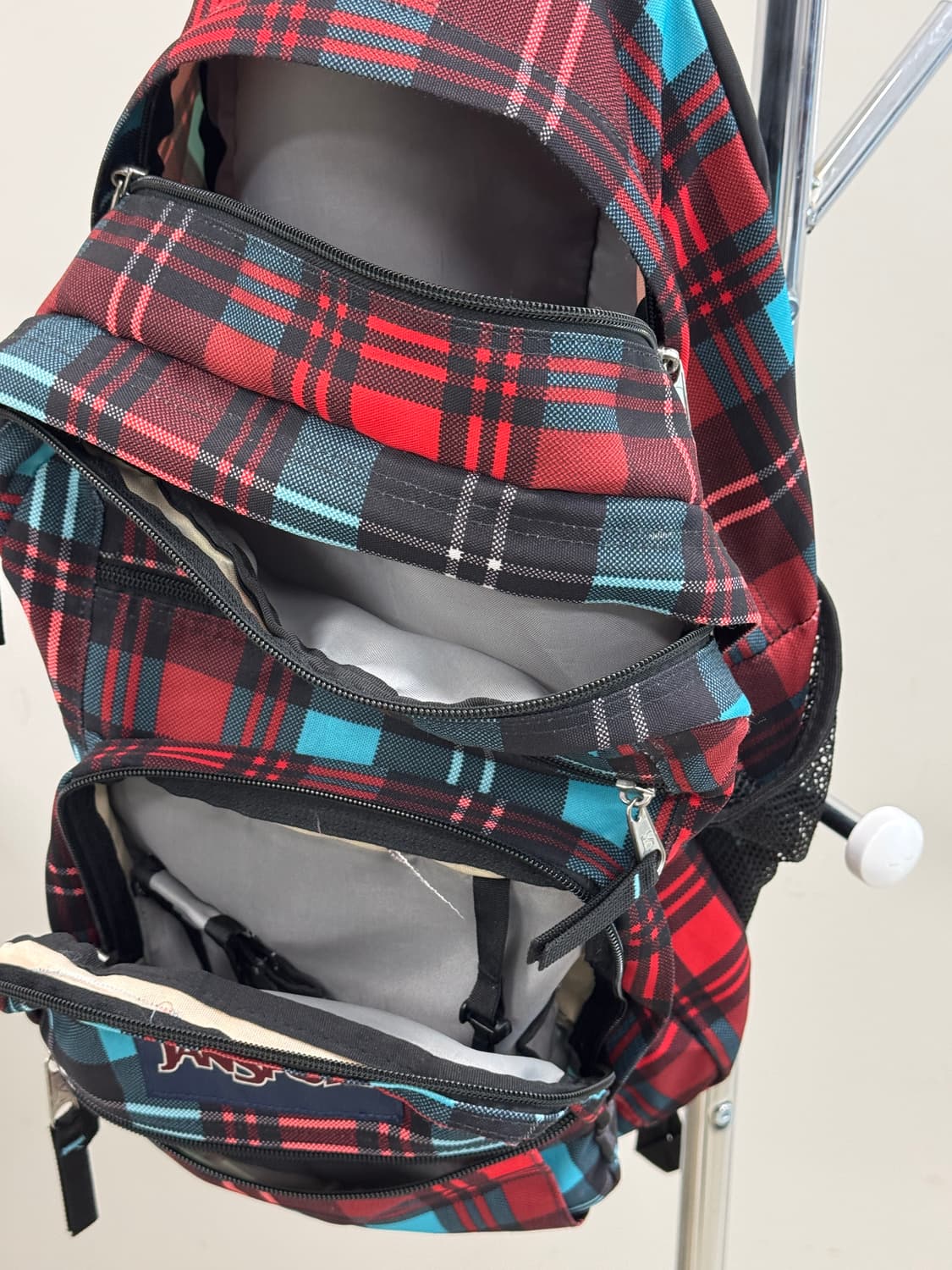 잔스포츠 레드 블루 체크 백팩 상품이미지4