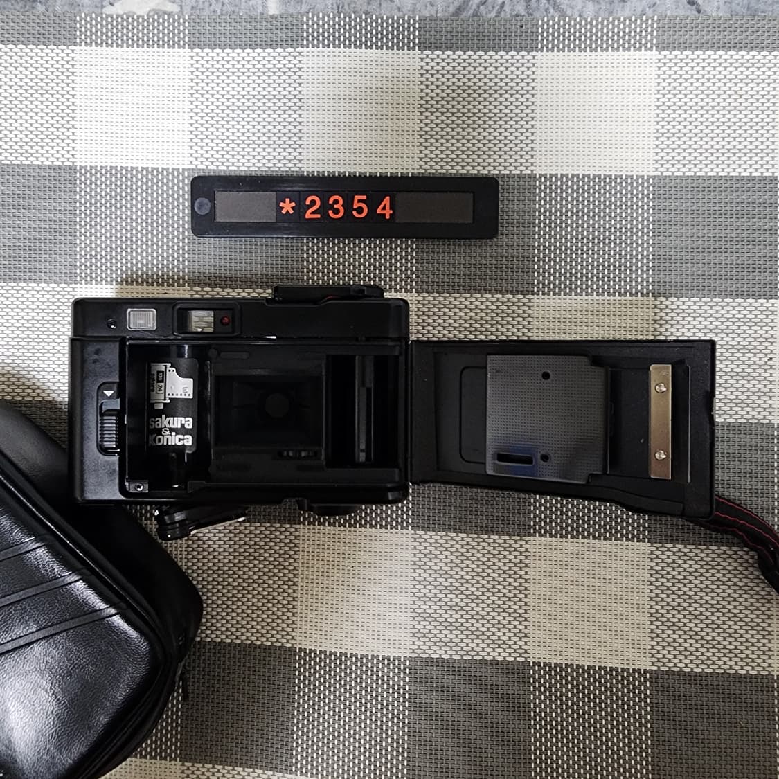 코니카 C35 EF3 레드바디 필름카메라 파우치포함 상품이미지5