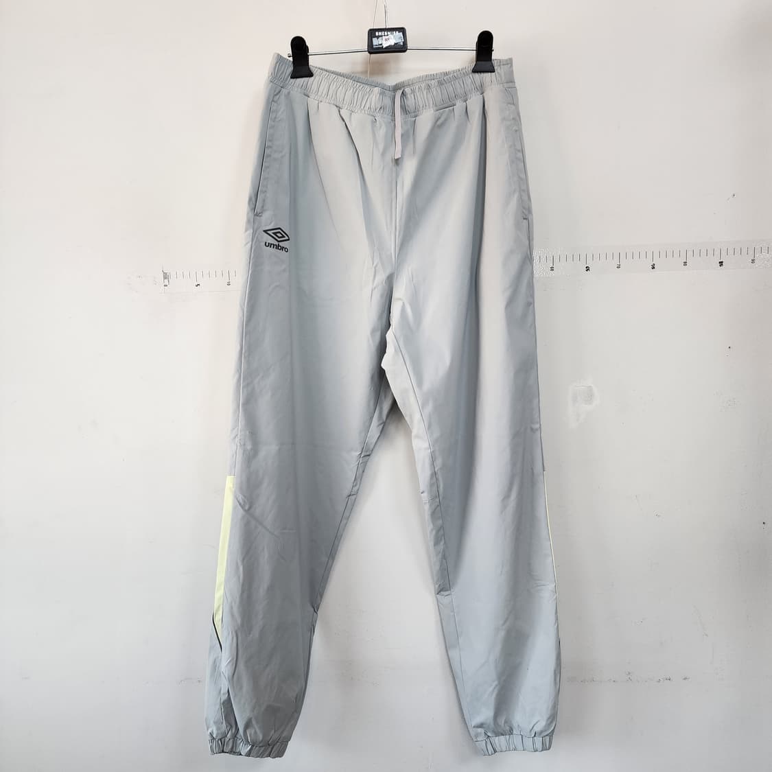 엄브로 트레이닝 바지 그레이 상품이미지1