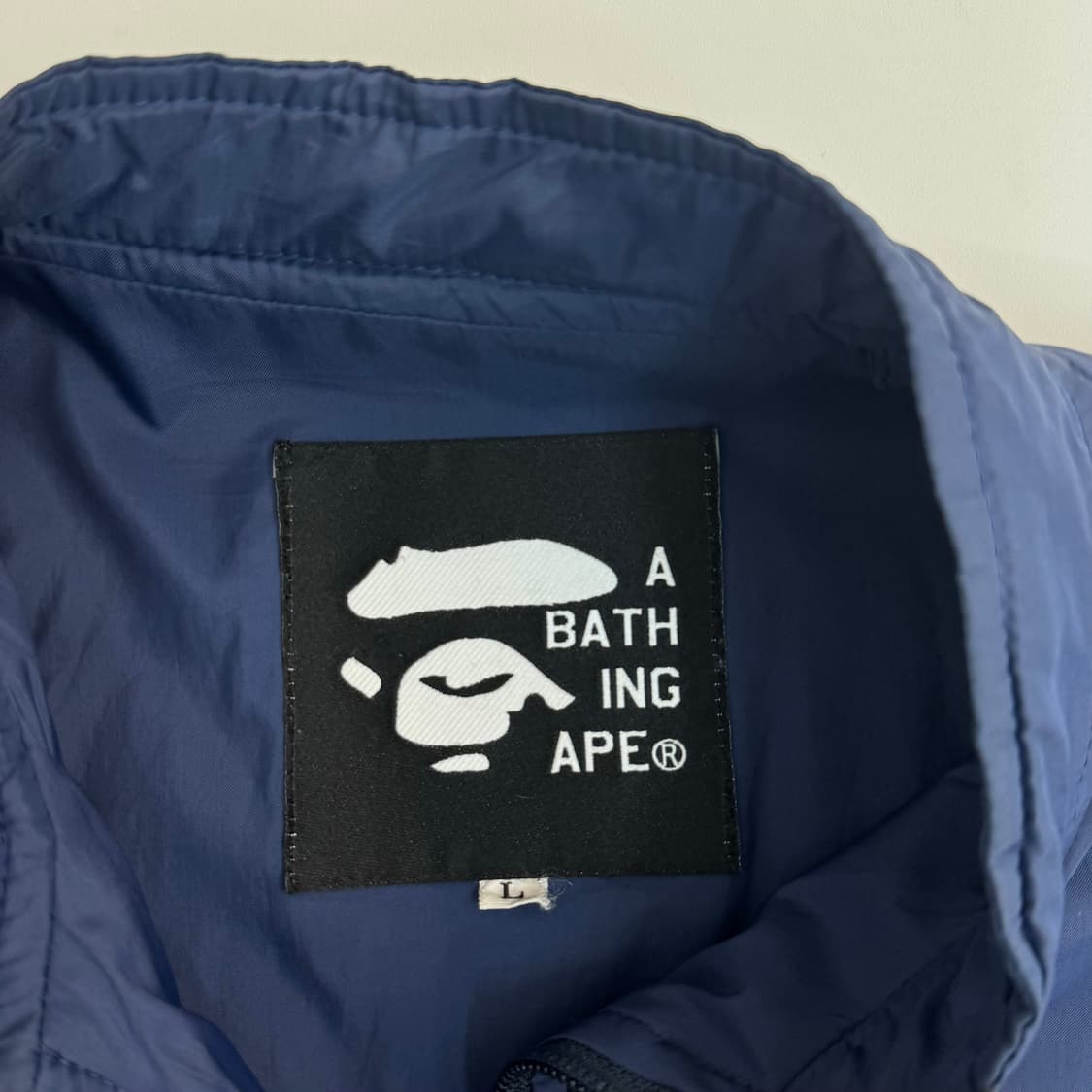 베이프 사루 바람막이 자켓 상품이미지5