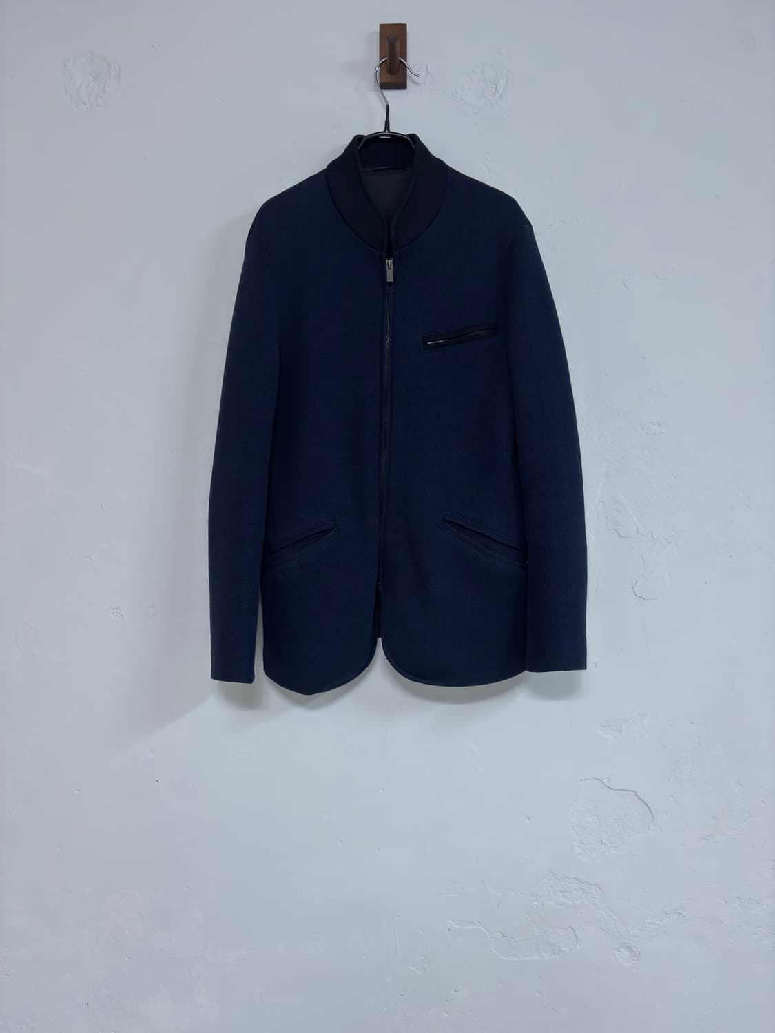 아르마니 꼴레지오니 스탠드 카라 자켓 상품이미지1