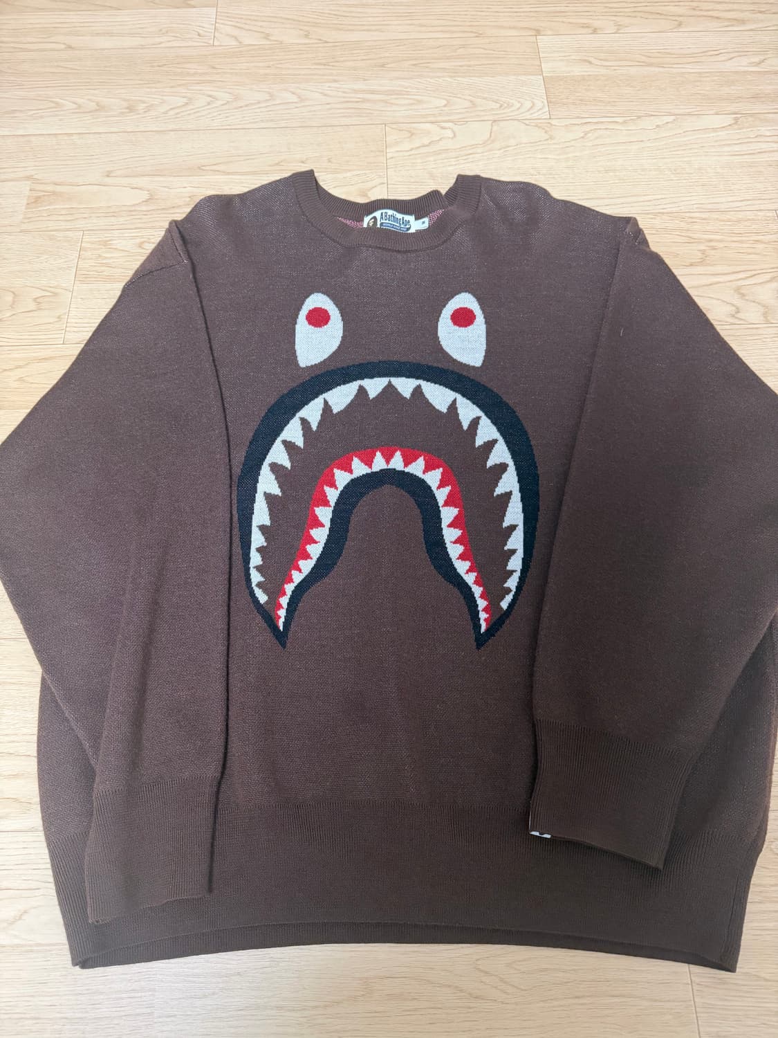 Bape 샤크니트 브라운 상품이미지1