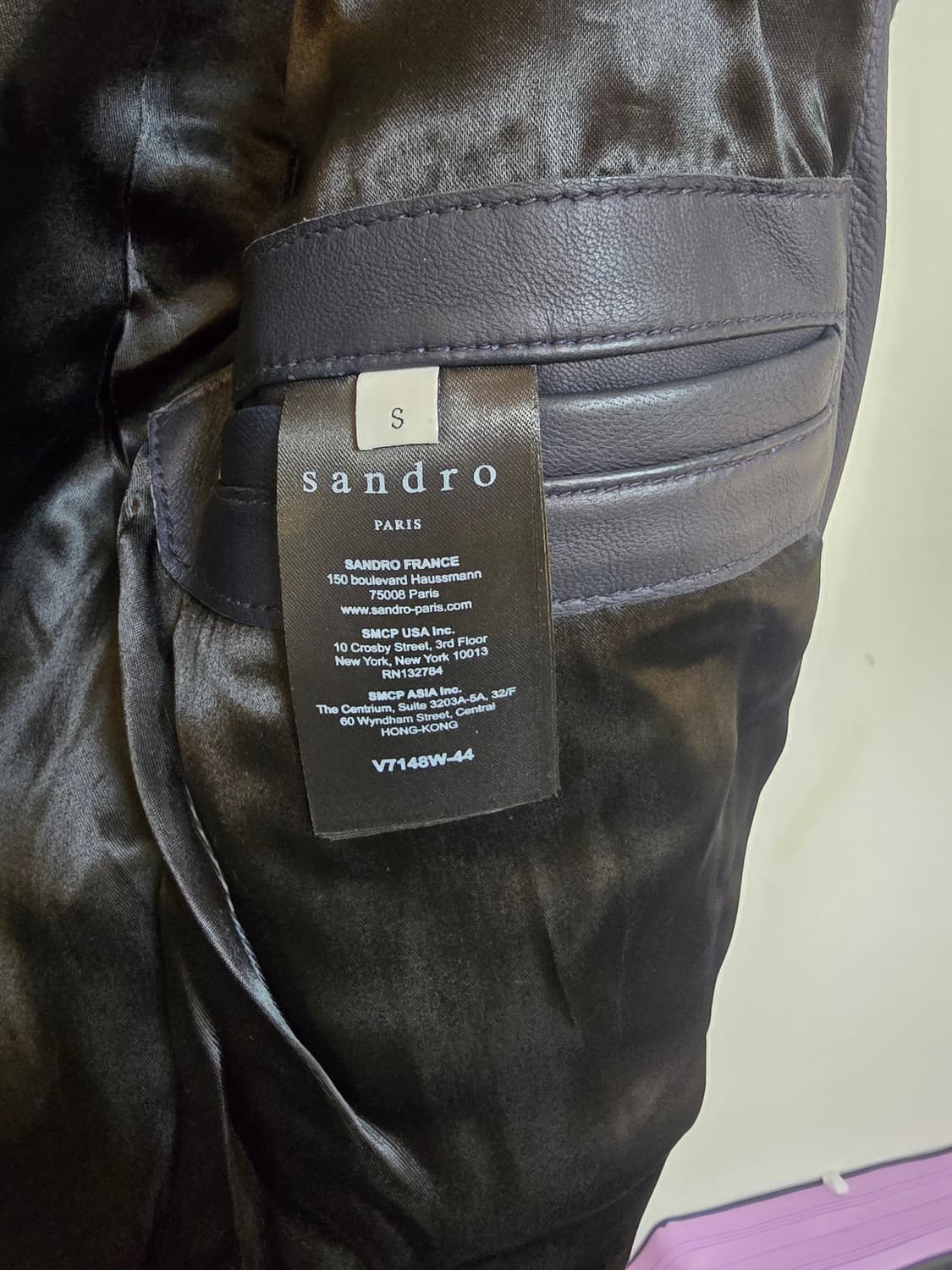 
Sandro 리얼 양가죽 라이더 자켓 S (새상품)
 상품이미지6