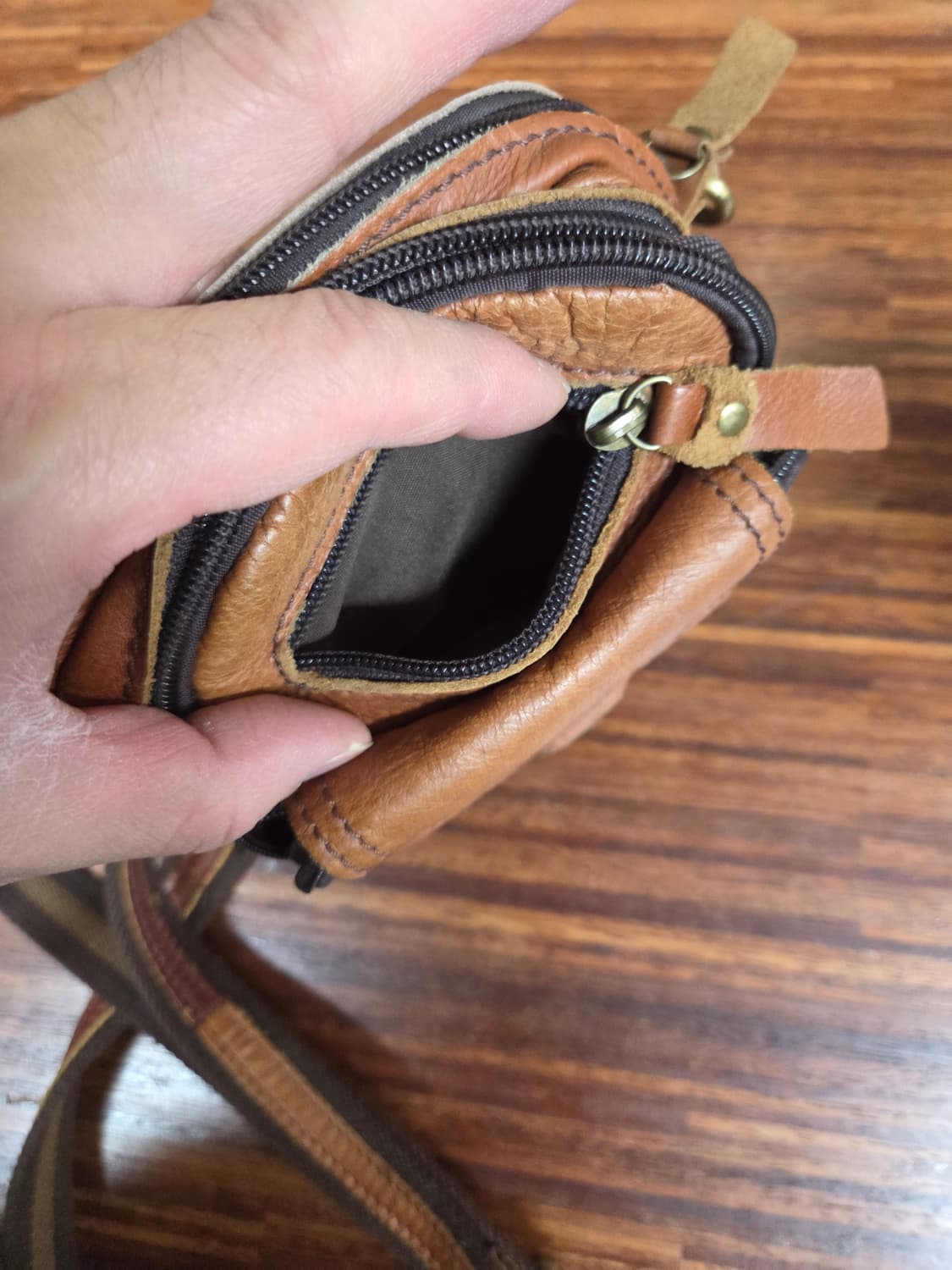 빈티지 샤나 크리스티안 가죽 미니크로스백  상품이미지5