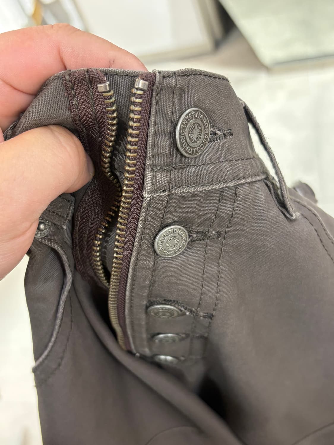 Tornado mart 토네이도 마트 버튼 디테일 팬츠  상품이미지7