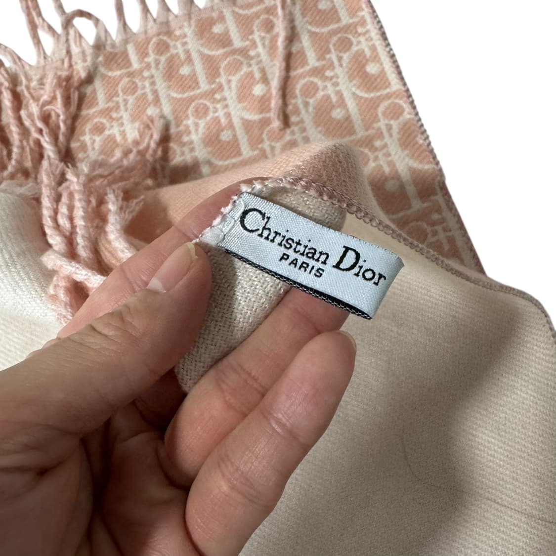 정품 디올 오블리크 캐시미어 딸기우유 머플러 상품이미지5