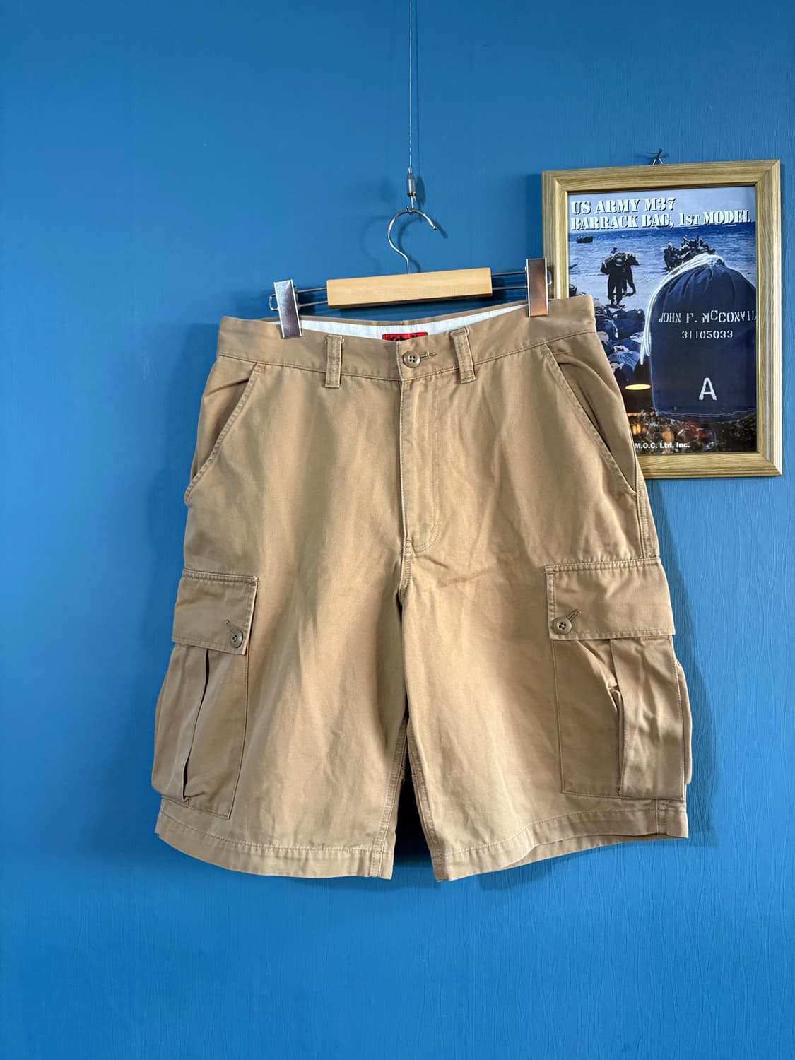 Schott N.Y.C Cargo Bermuda Fit Short. 상품이미지1