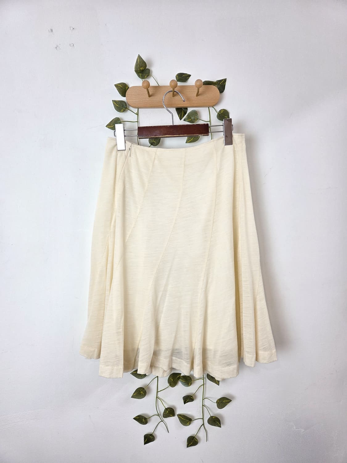 사선 미디 스커트 상품이미지4