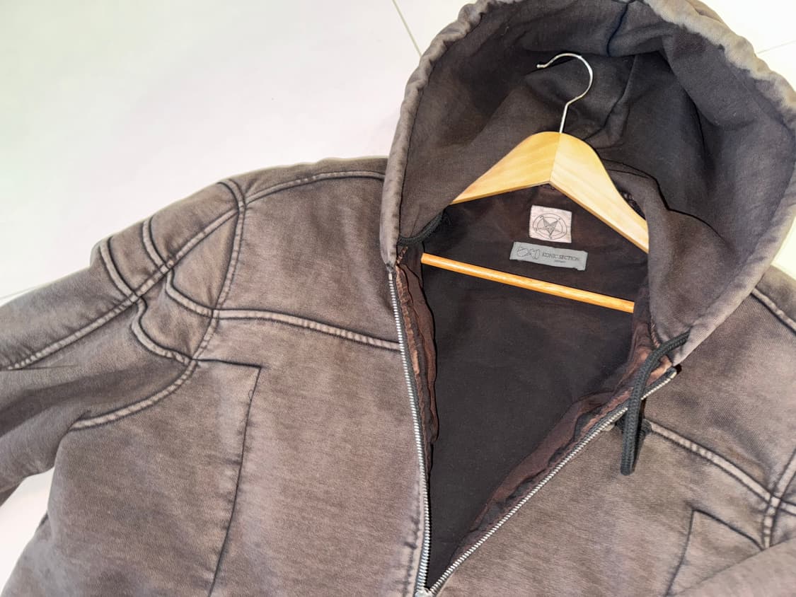 에모스탠스클럽 숄더 후드집업 상품이미지3