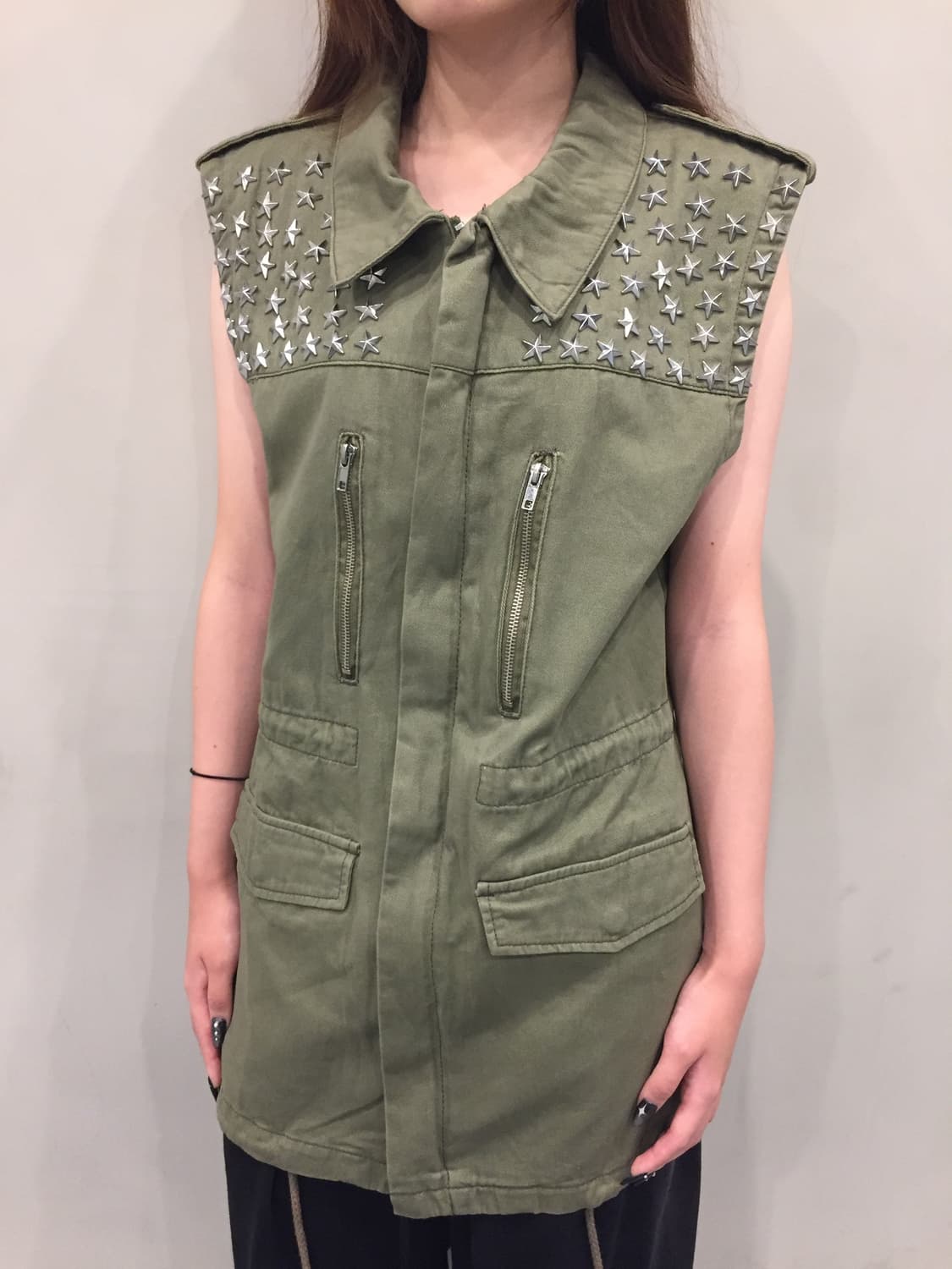 glad news star studded sleeveless jacket 상품이미지6