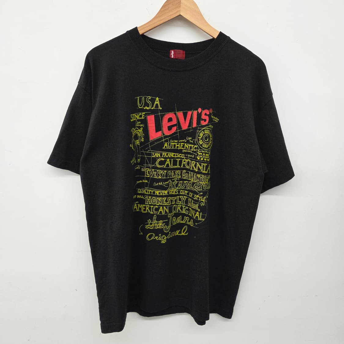 리바이스 블랙 프린팅 반팔 티셔츠 남L 상품이미지2