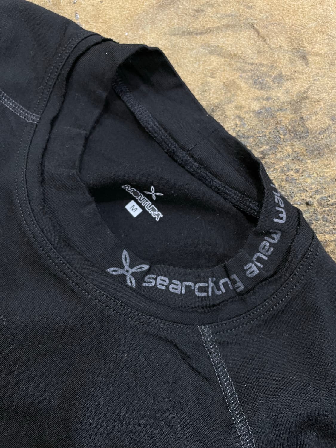 몬츄라/블랙 울티셔츠(S) 상품이미지3