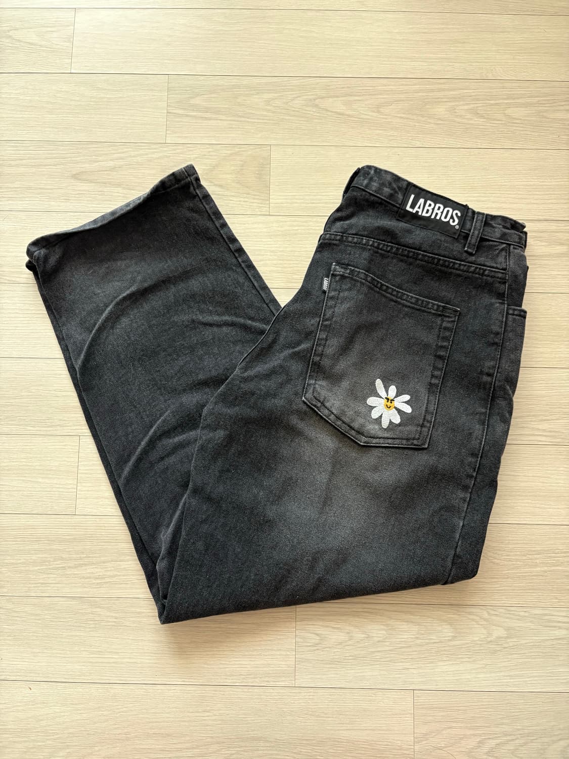 라브로스 데이지진 흑청 Cat Brush Baggy Jeans Black 상품이미지1