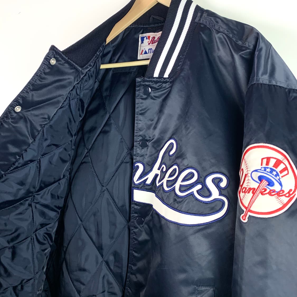 마제스틱 양키즈 나플라 오버사이즈 베이스 볼 점퍼 상품이미지6