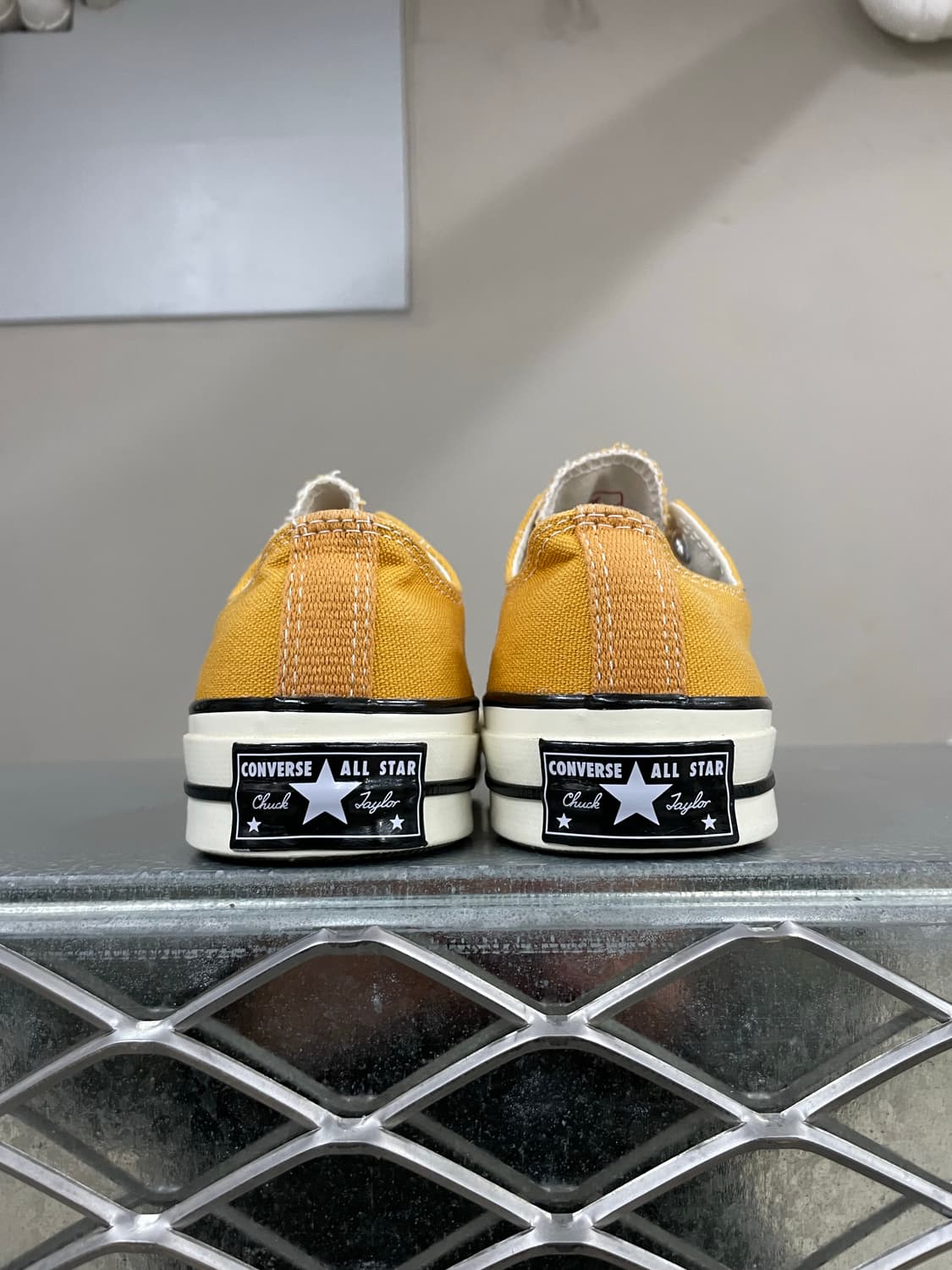 컨버스 척70 썬플라워 235 상품이미지3