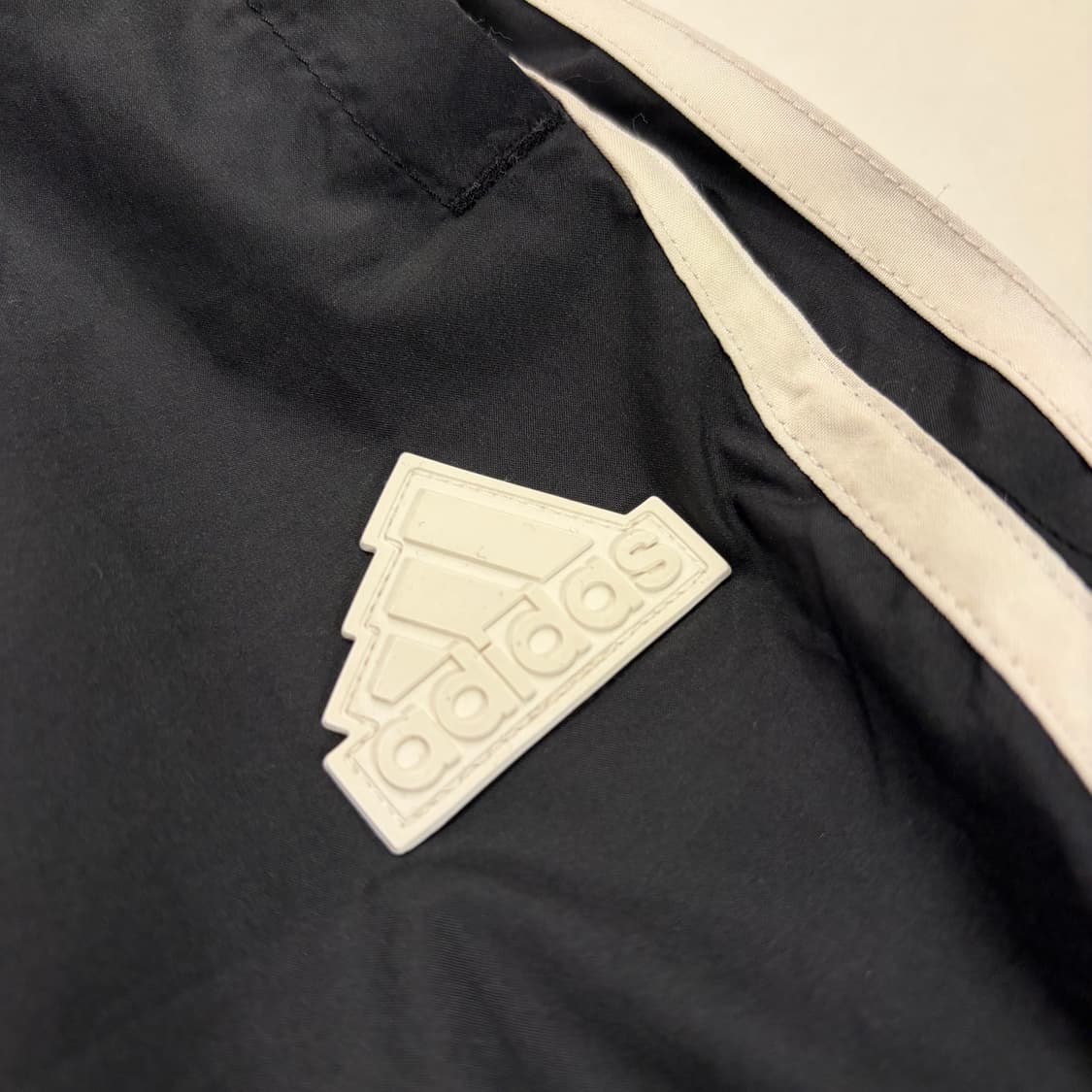 [L] 아디다스 나일론 삼선 트레이닝 바지 블랙 B842 상품이미지4