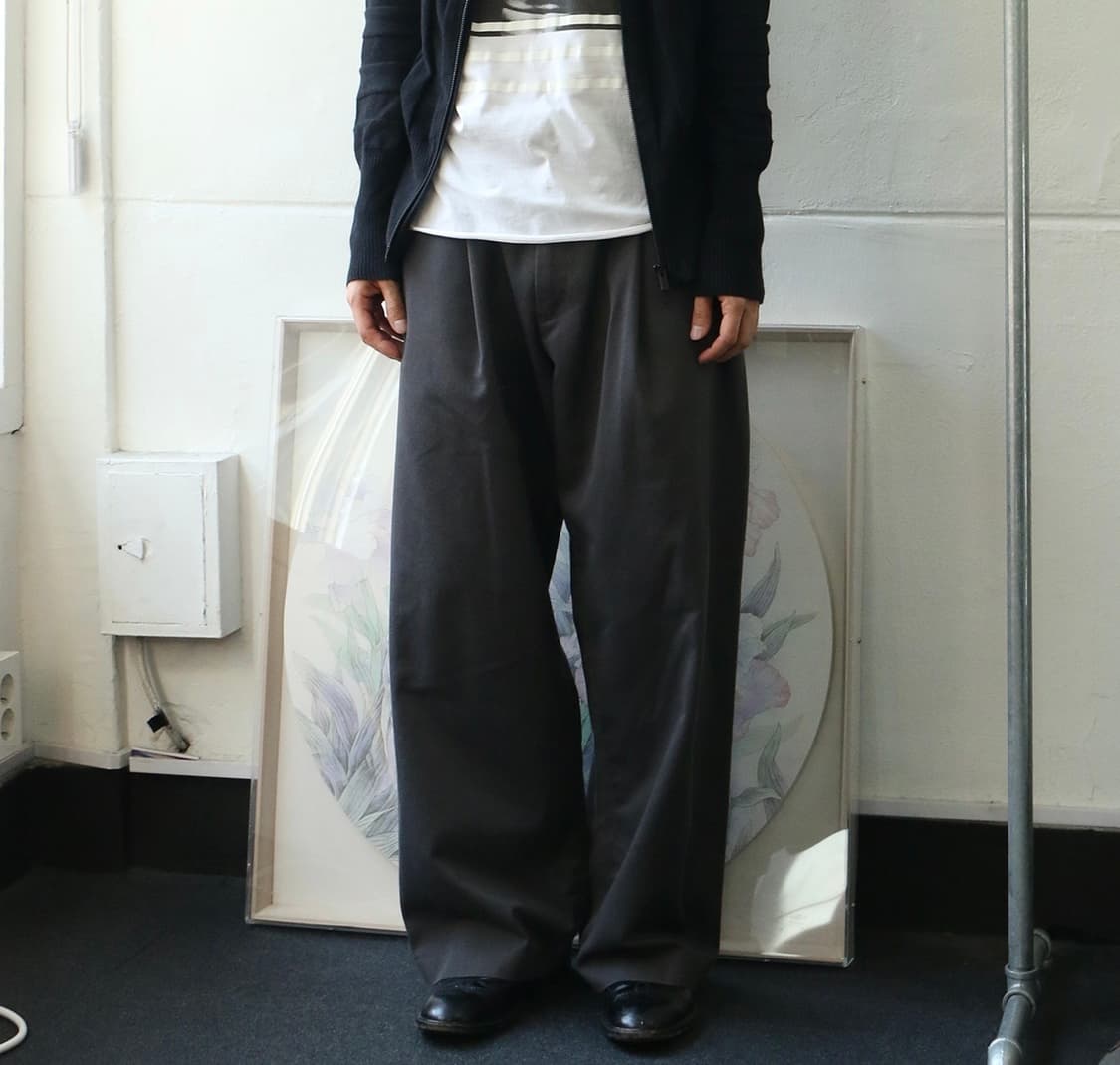 프릭스 스토어 핀턱 트라우저 팬츠 상품이미지1