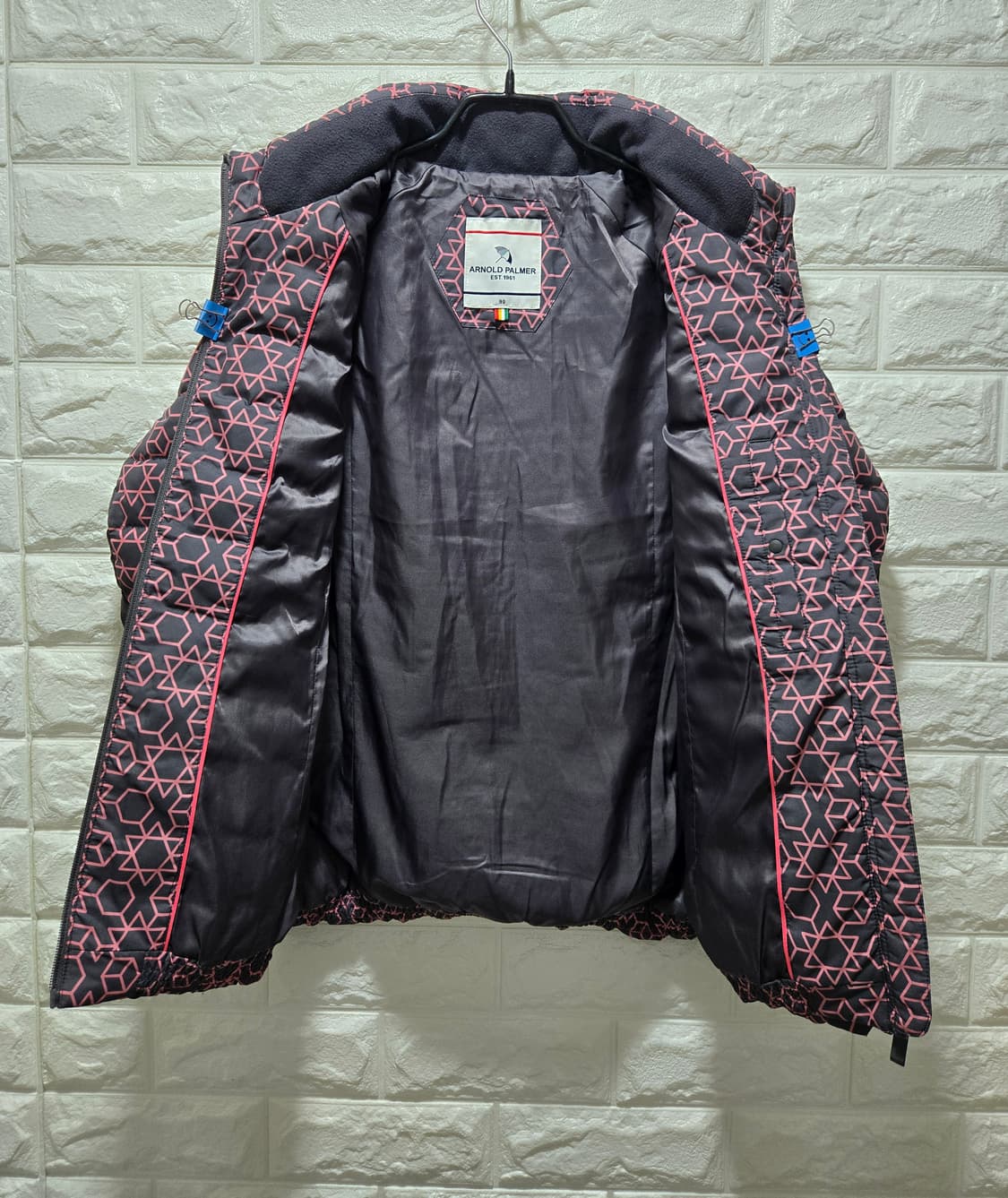 거의새것/ 아놀드파마 구스다운 경량패딩 자켓 90 상품이미지2