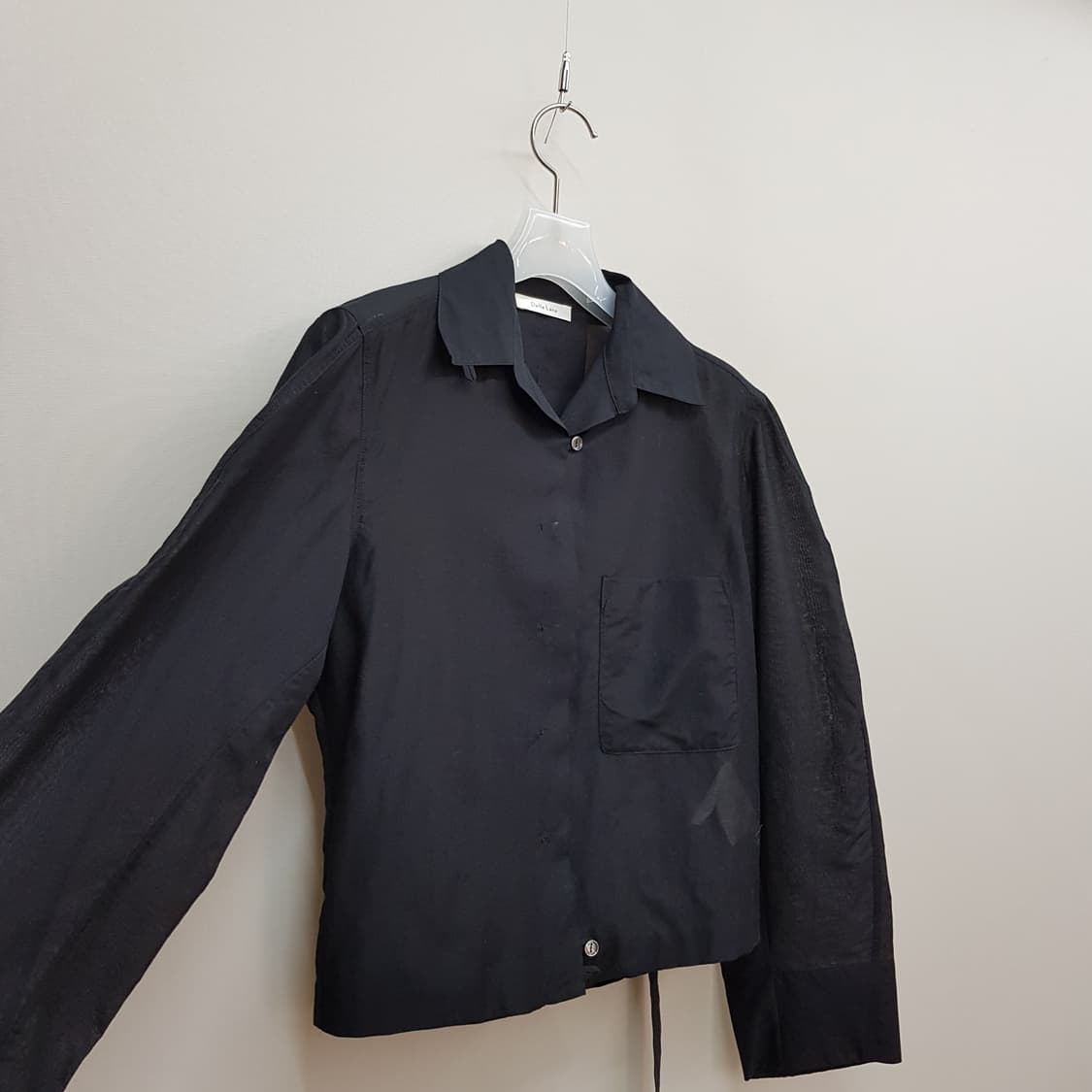 델라라나 Della Lana 2025 크롭 셔츠 자켓 S사이즈 상품이미지3