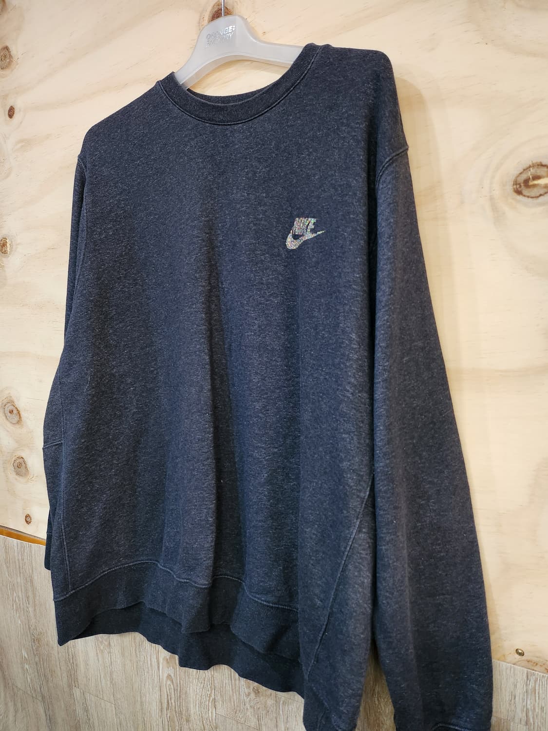 470) 나이키 NIKE 레오파드 로고 기모 맨투맨 상품이미지3