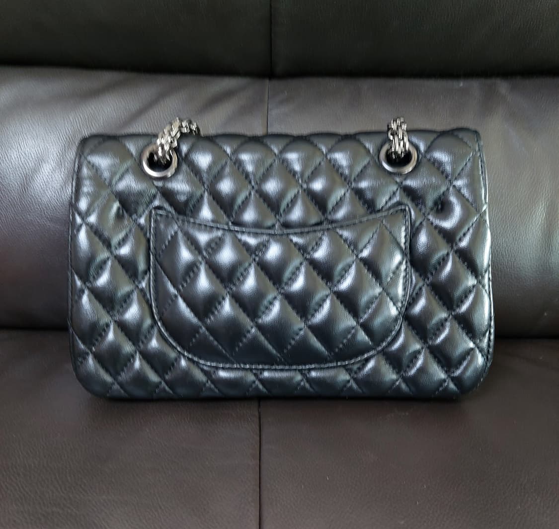 샤틴(SATIN)블랙 퀼팅 체인 숄더백 상품이미지3