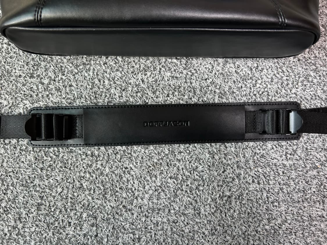 도프제이슨 카우하이드 스몰 크로스백 블랙 상품이미지5