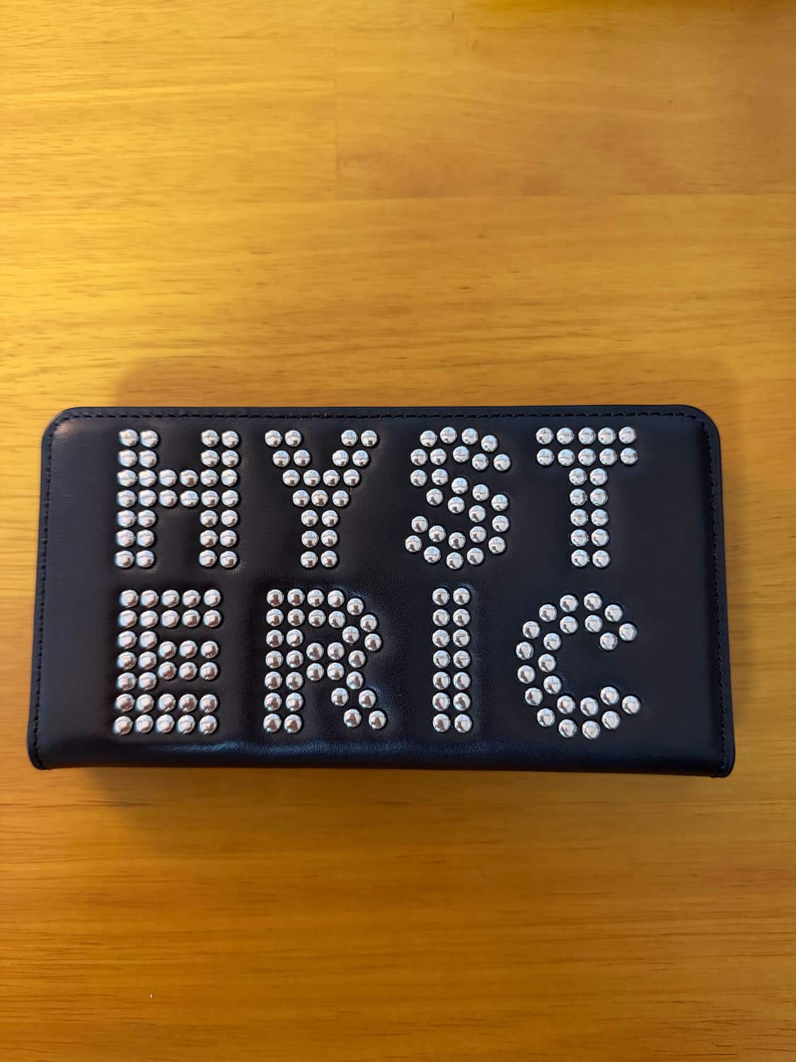 히스테릭글래머 로고 스터드 아이폰 케이스 상품이미지1