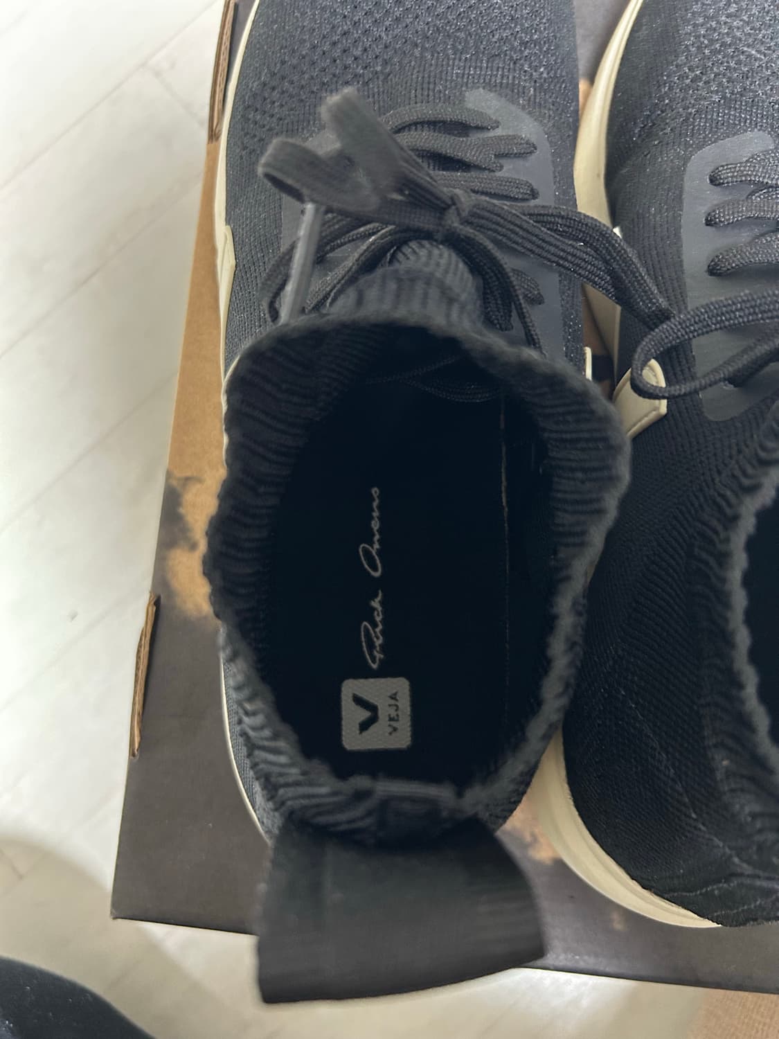 릭오웬스 x 베자 러너 스니커즈 상품이미지4