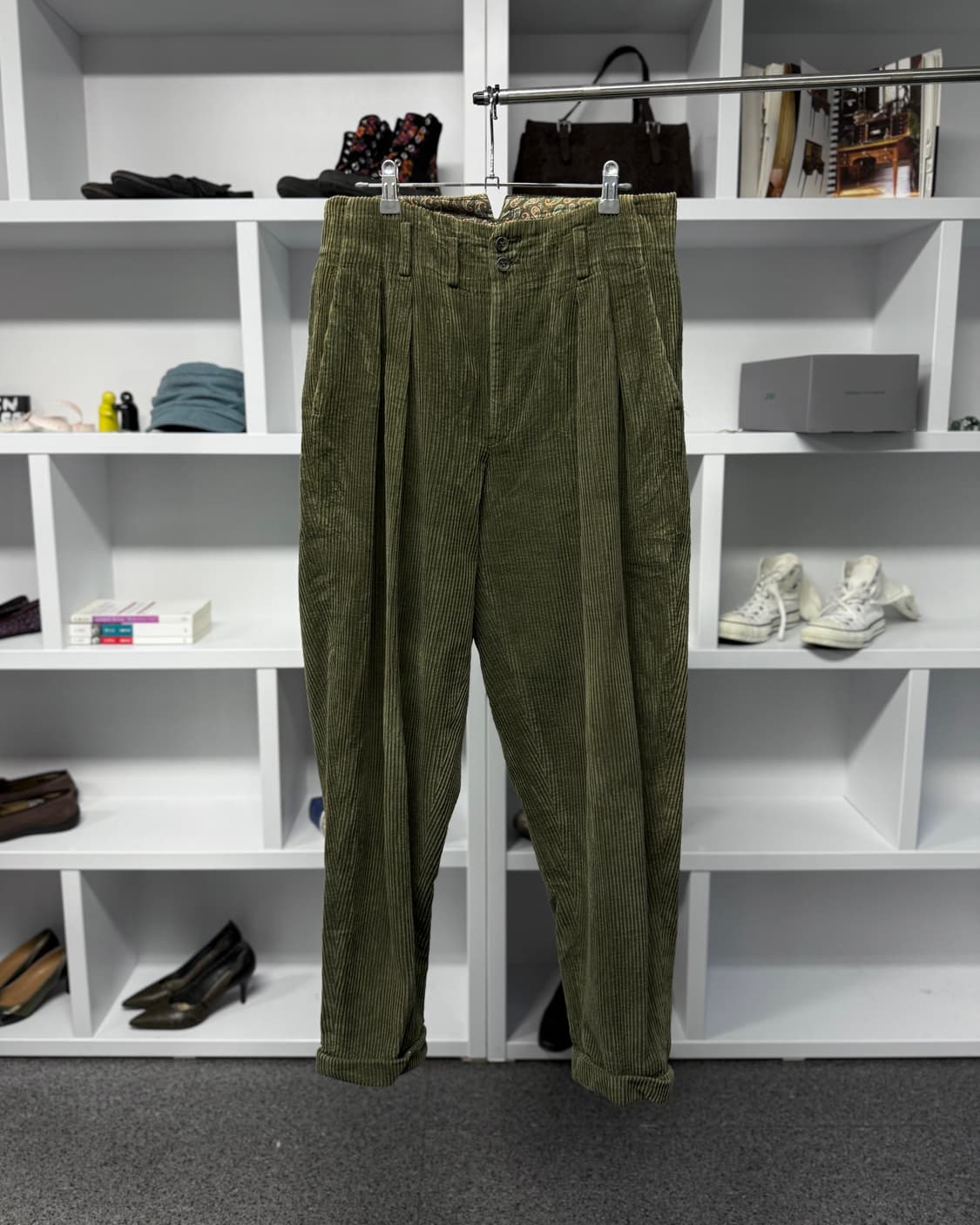 domon 테이퍼드 코듀로이 팬츠 상품이미지1