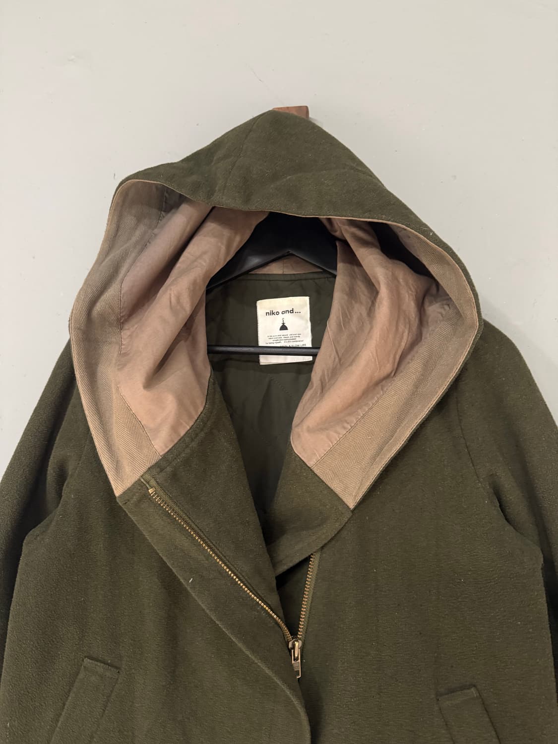 niko and diagonal zipper hood coat 상품이미지8