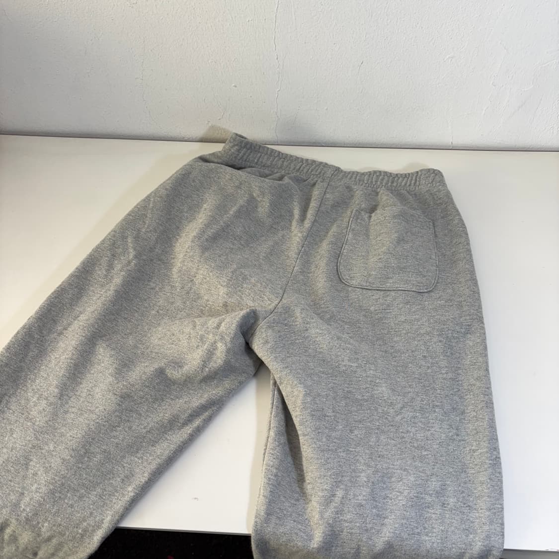 S 무탠다드 그레이 레귤러일자핏 원턱 트레이닝 스웻팬츠 상품이미지3