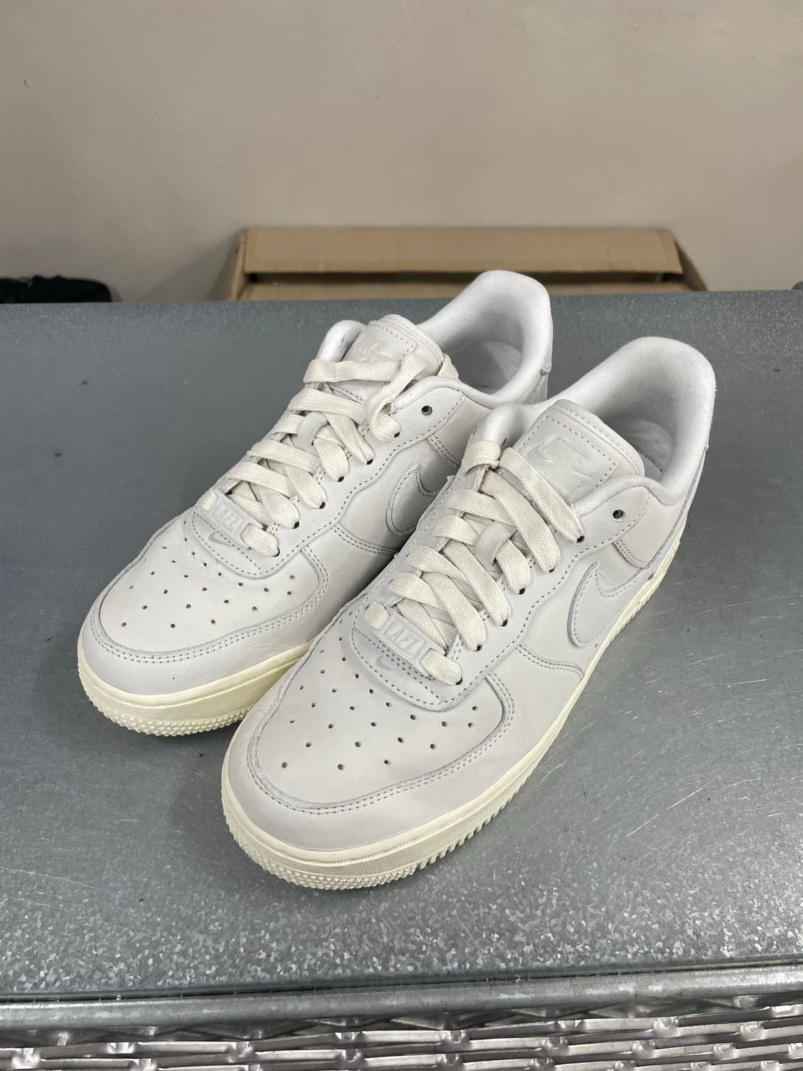 나이키 에어포스 1 프리미엄 서밋 화이트 245 상품이미지2