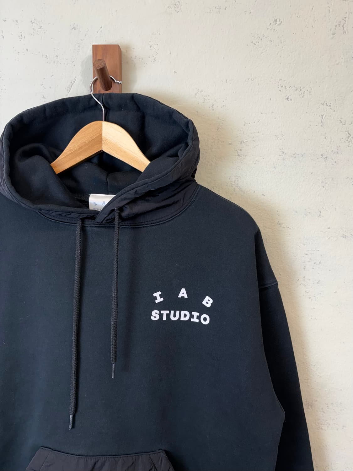 IAB STUDIO 아이앱스튜디오 나일론 우븐 후드 상품이미지3