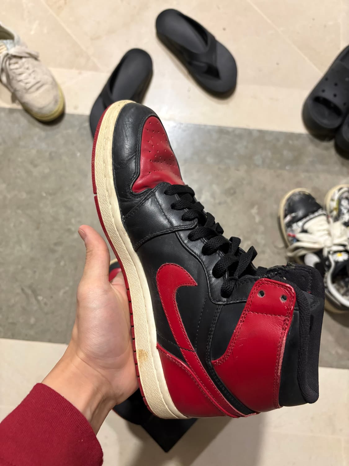 조던1 브레드 미드 63득점 기념 한정 동봉판 상품이미지2