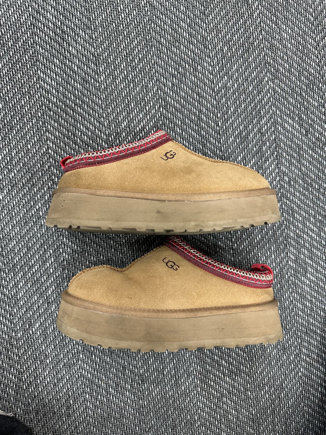 UGG 타스만 체스넛 플랫폼 슬리퍼 상품이미지2