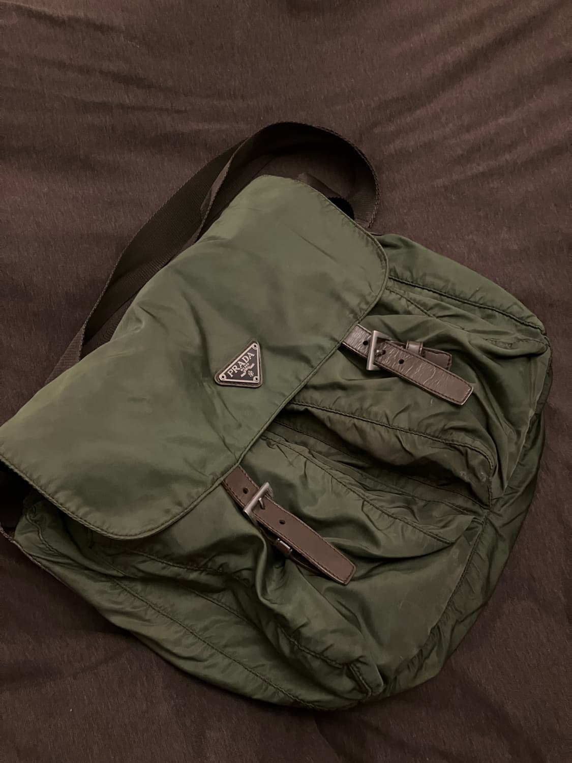 프라다 포코노 크로스백 판매합니다 상품이미지2