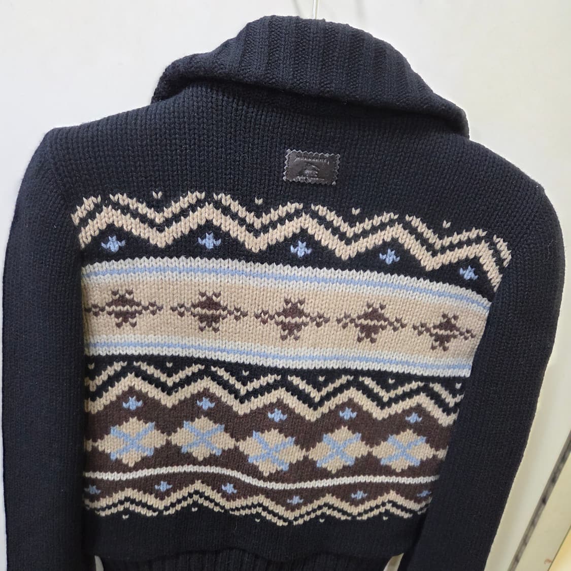 버버리 크롭 니트 다운 자켓 상품이미지6