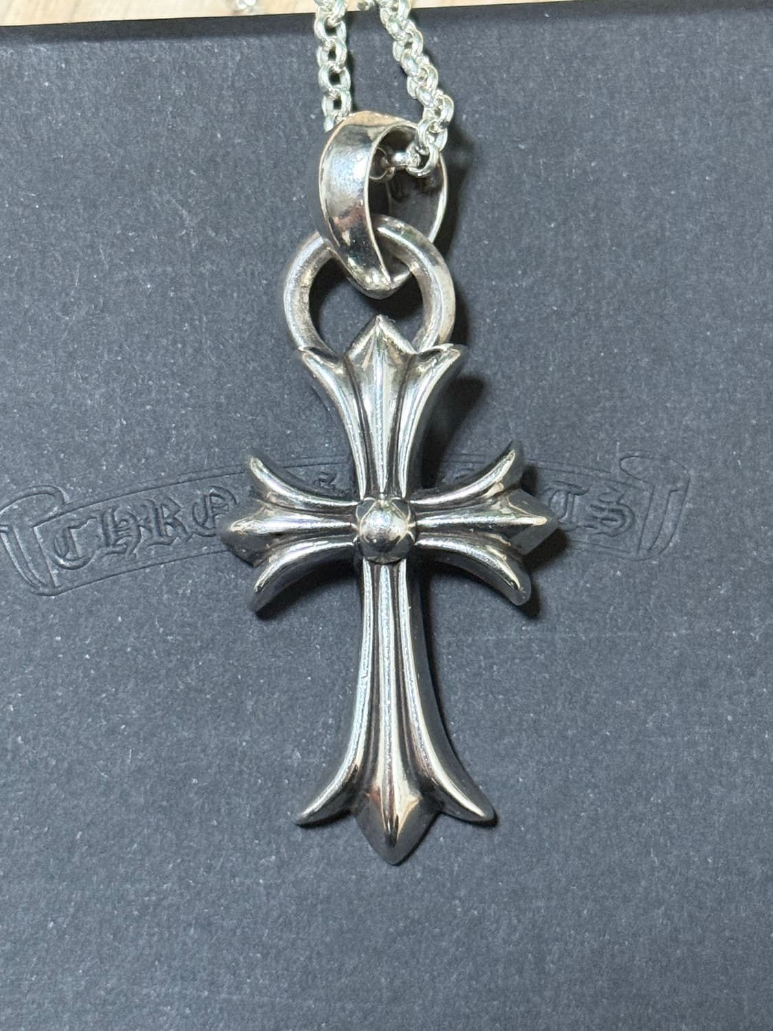 크롬하츠 CH크로스 위드베일 펜던트 상품이미지3