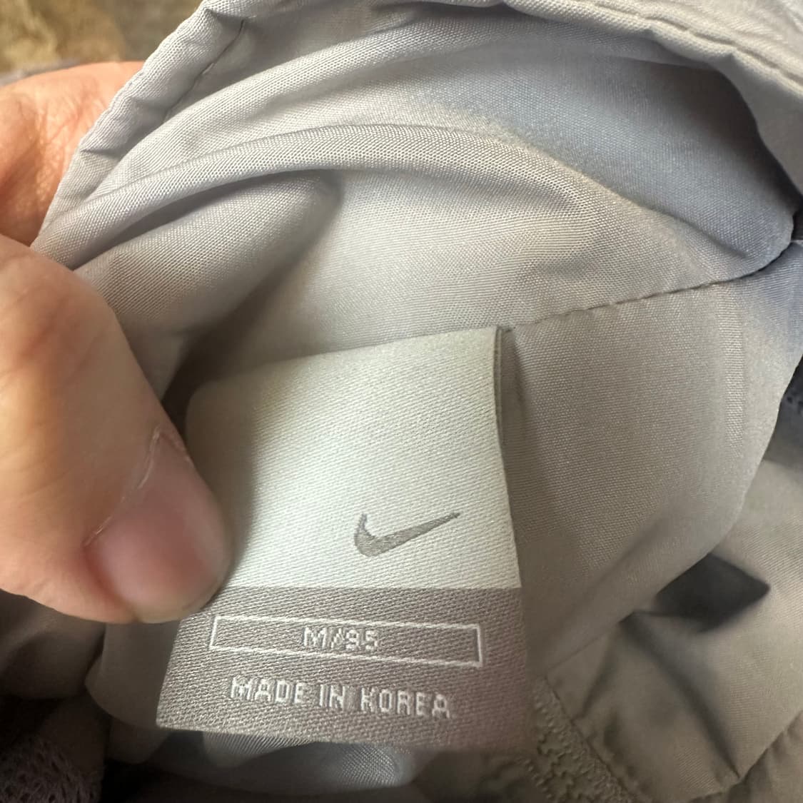 나이키 올드스쿨 스우시 스몰로고 그레이바람막이 95 상품이미지3