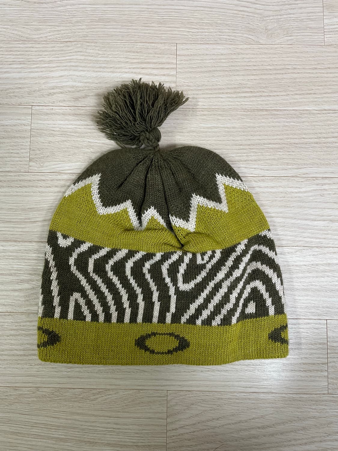 오클리 테슬 비니 상품이미지1